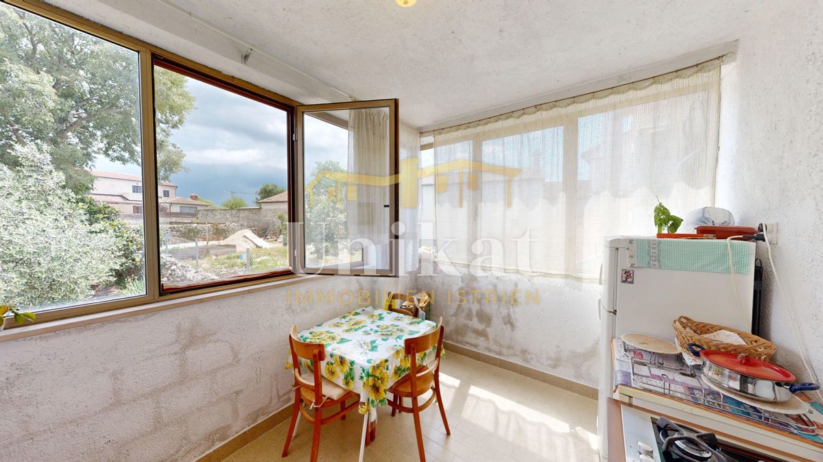 Prenovljena kamnita hiša